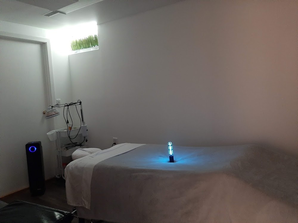 Good health acupuncture and massage 优健中医 针灸师