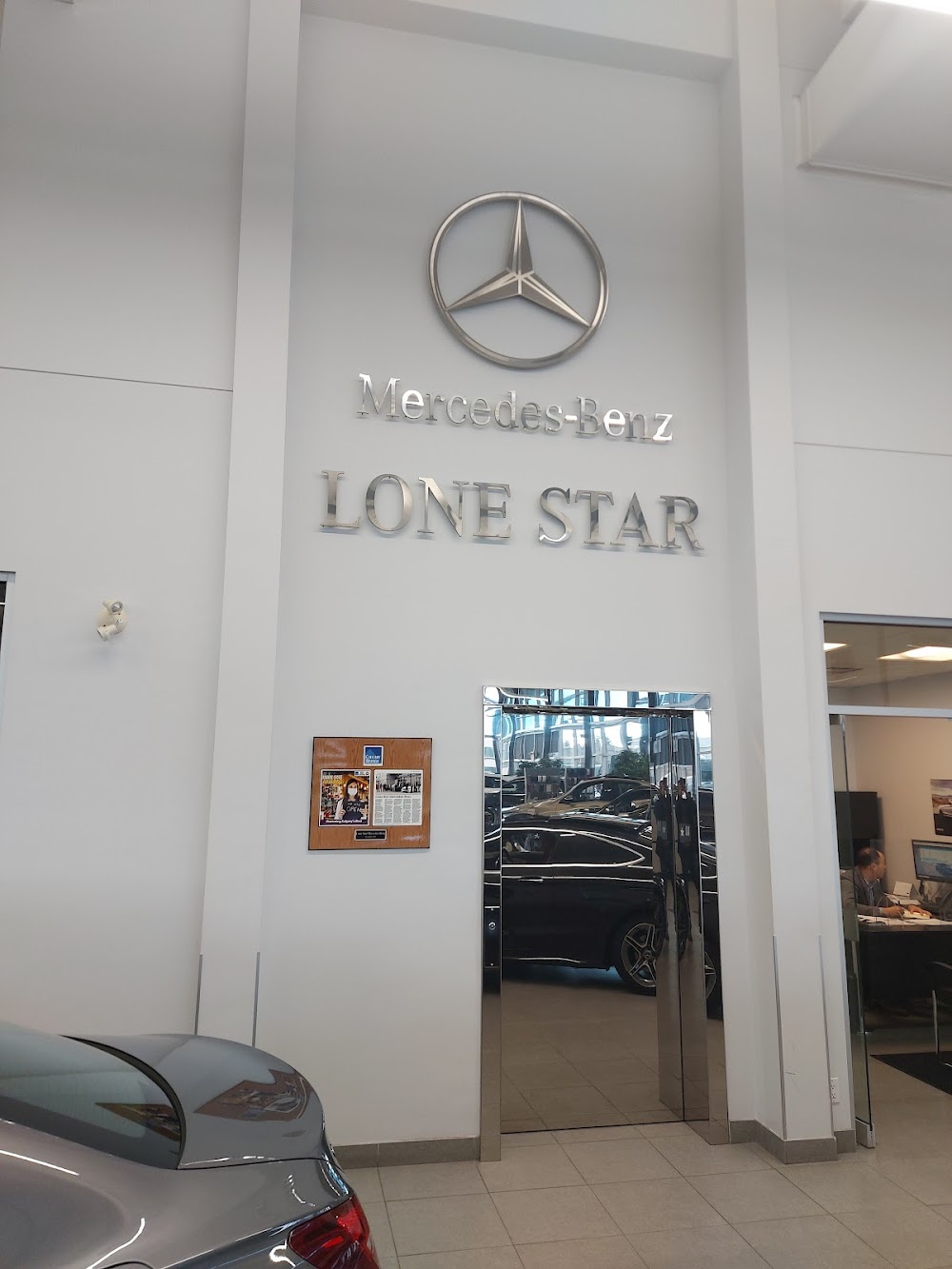 Lone Star Mercedes-Benz 梅赛德斯-奔驰经销商