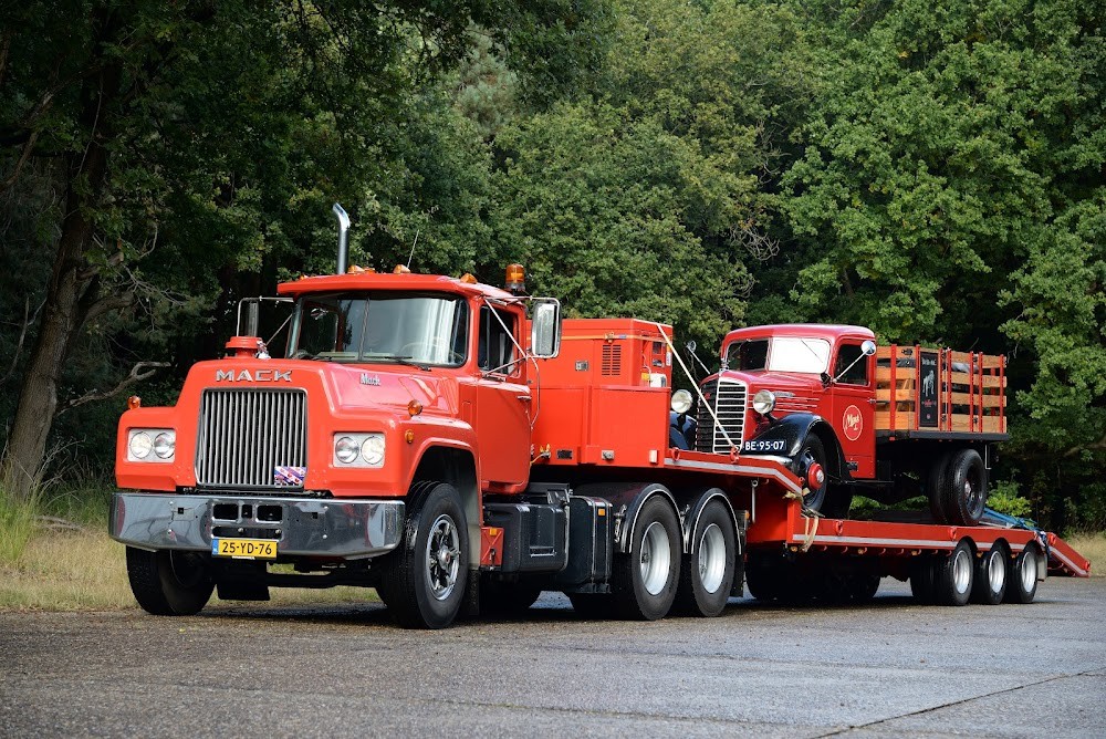 Mack Stan W 卡车经销商