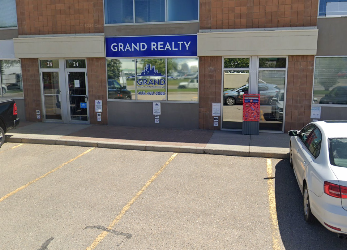 荣信地产 (Grand Realty & Management Ltd.)